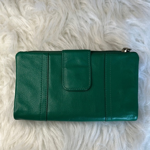 Mancini Emerald Green Textured Leather Wallet - Picture 1 of 10